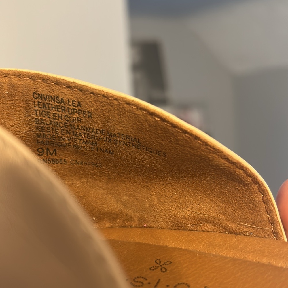 CASLON SANDALS - Picture 7 of 7